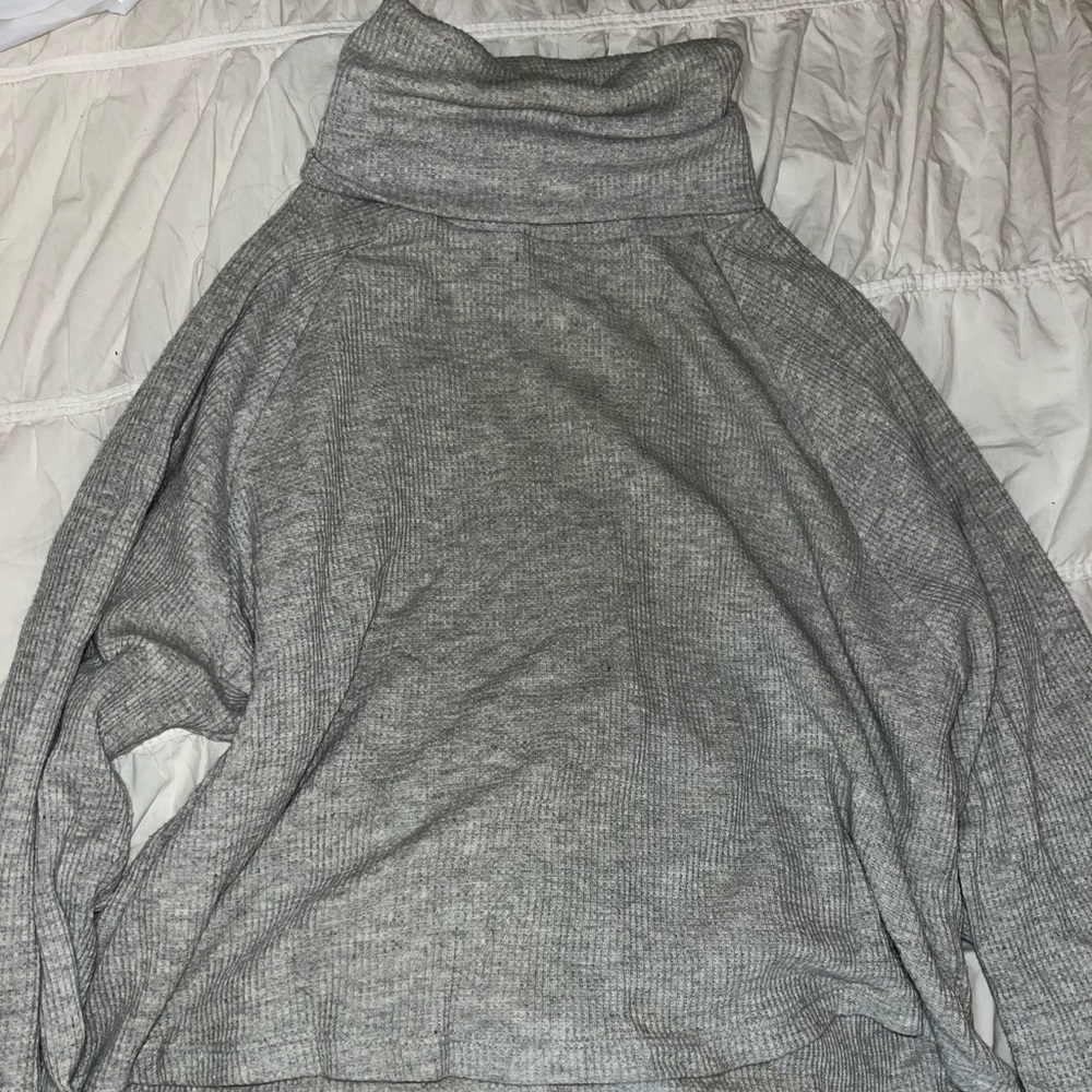 PacSun Cozy Gray Cropped Turtleneck Sweater